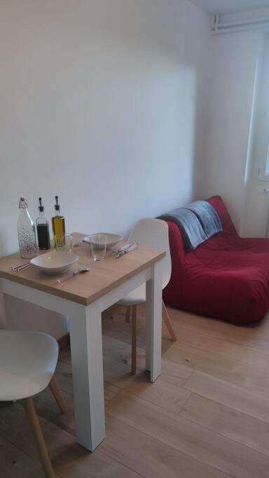 Charmant T1Bis Renove Avec Gout Rodez Extérieur photo
